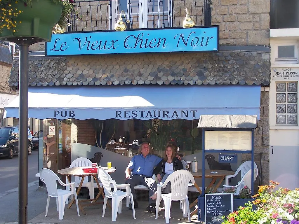 Le Vieux Chien Noir Ξενοδοχείο Évran